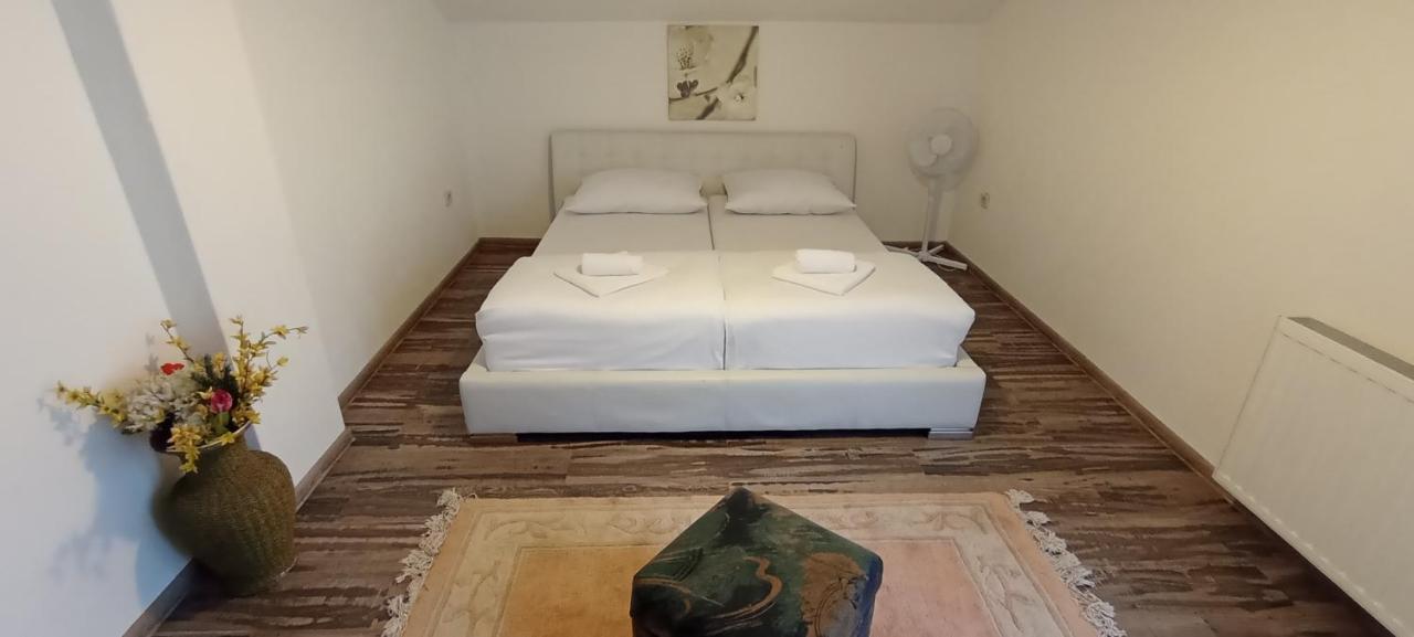 Apartmani Unski Biser Cazin Exterior photo