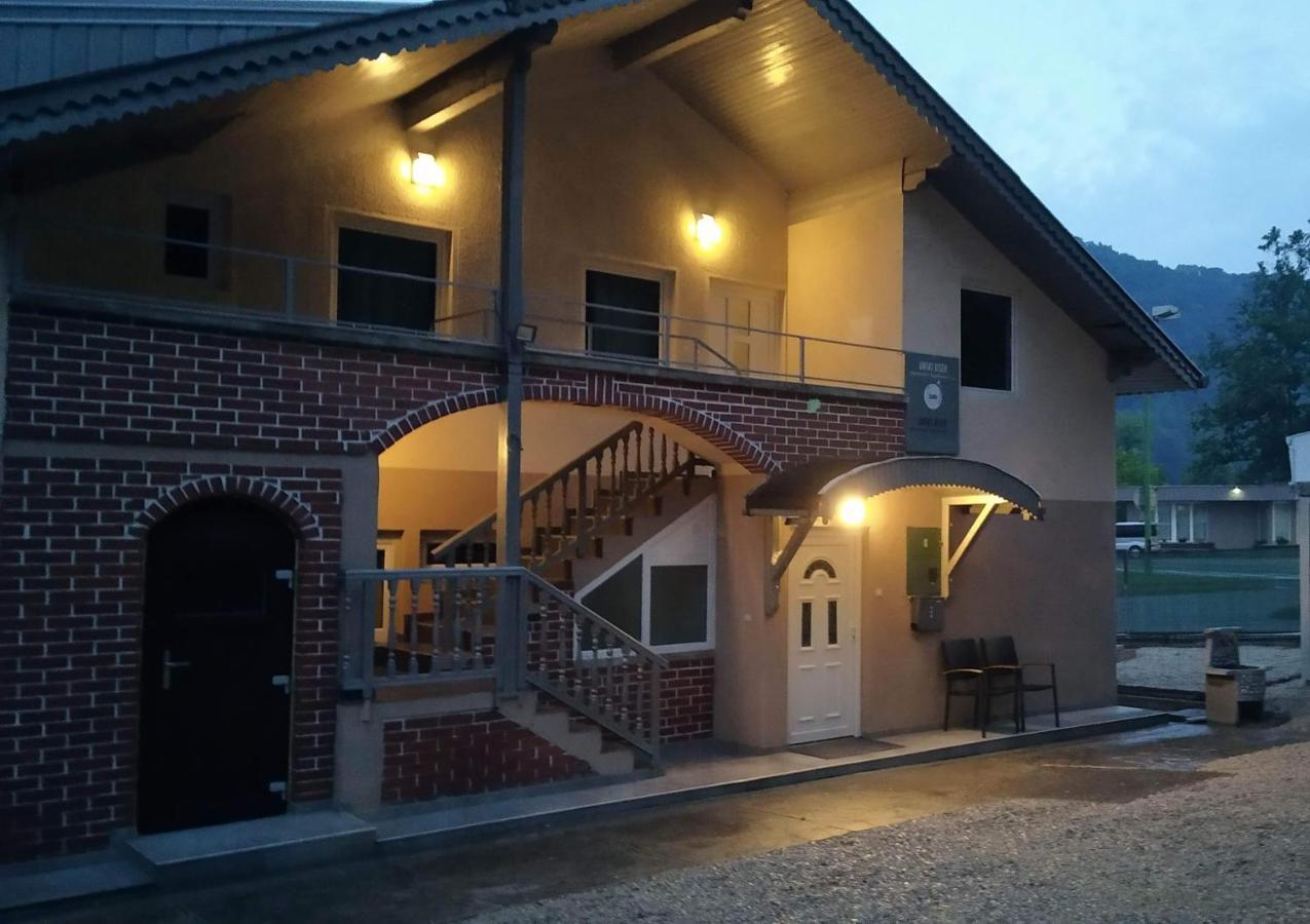 Apartmani Unski Biser Cazin Exterior photo